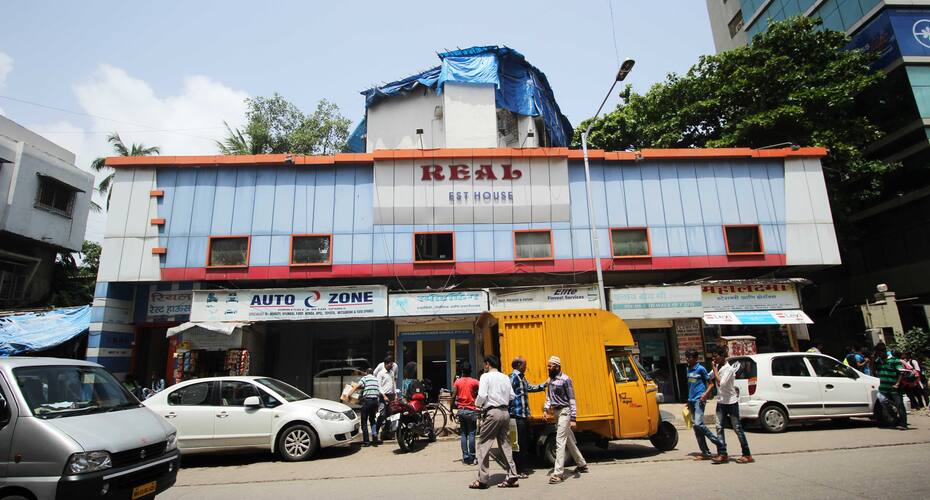 Real Rest House, Mumbai 3